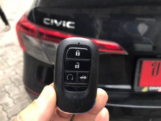 รับทำกุญแจรีโมทรถยนต์ Honda